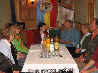 Delegation aus Hitzendorf zu Besuch bei der neuen Bürgermeisterin (Bildmitte) im Gemeindeamt Belvárdgyula 