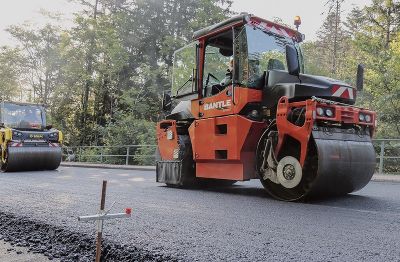 In Hitzendorf rollen wieder die Straßenwalzen. © KST In Hitzendorf rollen wieder die Straßenwalzen. © KST